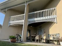 30 Day Minimum - Waterfront Condo Retreat with Spectacular Views Hotels in Mandeville