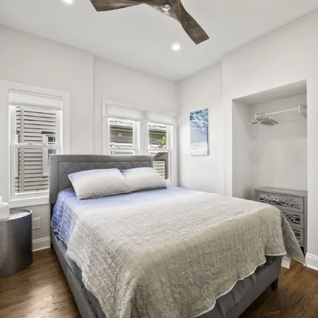Oceanview 4 Houses to Beach!  6 Beach Passes, Chairs, Towels, Umbrellas Included