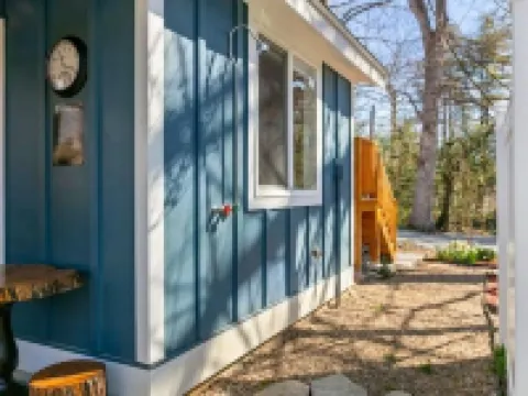 Modern & Cozy, Minutes to Airport & WNC Ag Center Hotels in Fletcher