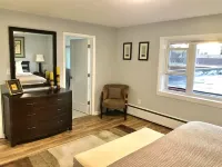 spacious 3 bedroom apartment in the heart of downtown Alpena - Wifi