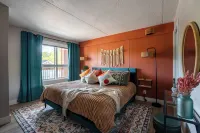Boho Condo with Pool & Fitness Center—Next to Branson Landing—Pet Friendly!