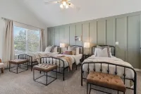 New! Quilters Retreat, Hot Tub, Northern Utah