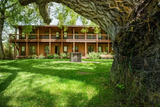 Downtown Jackson Condo on Flat Creek - Hidden Gem - walking distance to Square!