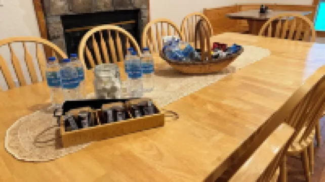 Large Family Cabin Escape in North GA Mountains on Private Pond