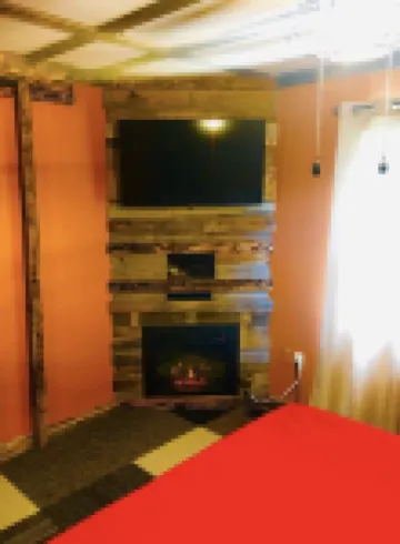 Lake Front Cabin