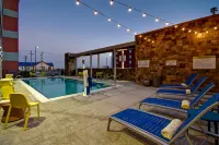 Home2 Suites by Hilton Odessa - Pools