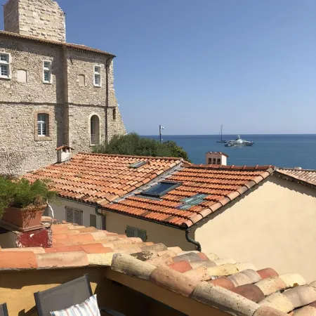Classic Vieil Antibes House With Roof Terrace Offering Sea Views