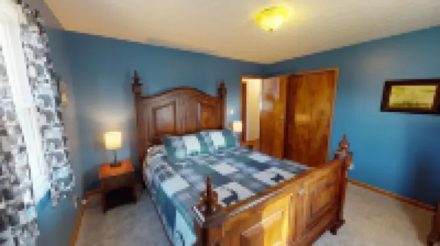 Peace at Pine Run in Hocking Hills: 13 Acres, Hot Tub, & Disc Golf!