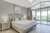 Stunning Townhome Oasis 4bed4bath     Slow M'Ocean Hideaway - Marina,Oceanside Hotel in zona Key Lime Products