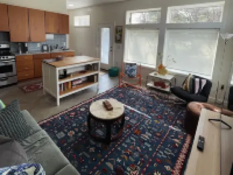 Suite at the Watertower - 10 min walk to PSU campus and Downtown State College! Hotels in State College