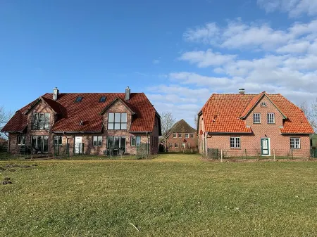 Dünentraum, Ferienwohnung in "De Feerjenhusen" am Haubarg von Vollerwiek