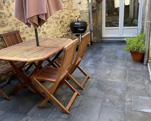 La Maison des Remparts - Gite Pour 8 Pers a Loches Hotels in Loches