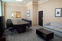 Embassy Suites by Hilton St. Louis Downtown - Business