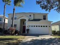 Lakeside at Lake Berkley close to Disney