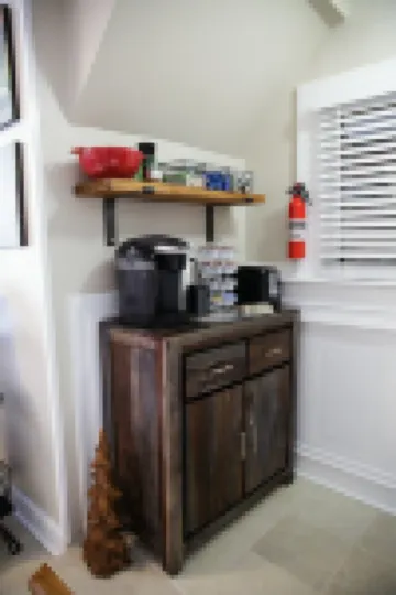 Bear House 1890, Sherfey Suite, Perfect Getaway, Walk to Cafes, Outdoor Activity