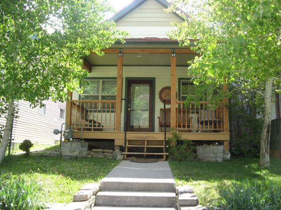Charming Southwest Victorian in Ouray , Sleeps 8, In town Location