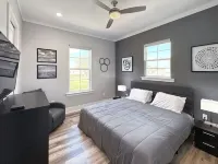 Beautiful Beach Views Sleeps 8