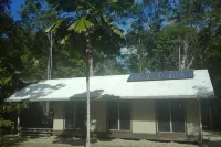 Moo Creek Rainforest hideaway Hotels in Daintree