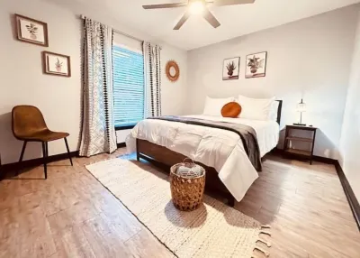 Casa Bohemian Retreat Hotels near Village Market Place of Tavares Shopping Center
