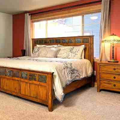 Smack Dab in the Middle of Bozeman! Rooms