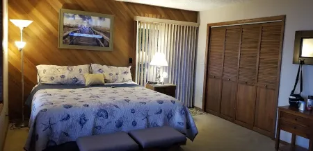 180 Degree Ocean Beach View. Depoe Bay Lincoln Beach Area.Quick Walk to Beach