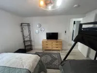 Cozy lake front house with dock on Lake Tillery