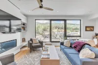 ELECTRIC PASS LODGE UNIT 405 IN SNOWMASS, COLORADO. SKI IN SKI OUT Hotels in Snowmass Village