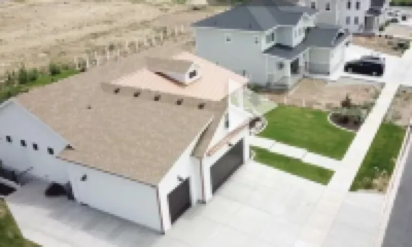 Modern Mapleton Get-a-way