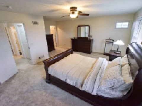 NEW! Enjoy Mountain View and private lake from your home in Laurel Highlands! Hotels in Donegal Township