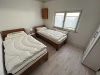 Bude an der Ostsee auf Womo-platz. Nur 300 Schritte vom Wasser Entfernt