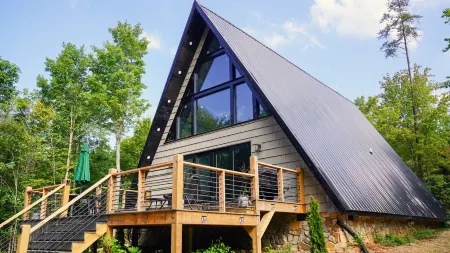Exclusive Couples Getaway with Romantic Amenities, Private & Beautiful A-Frame