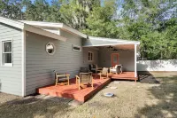 Beaufort Cottage very close to downtown.