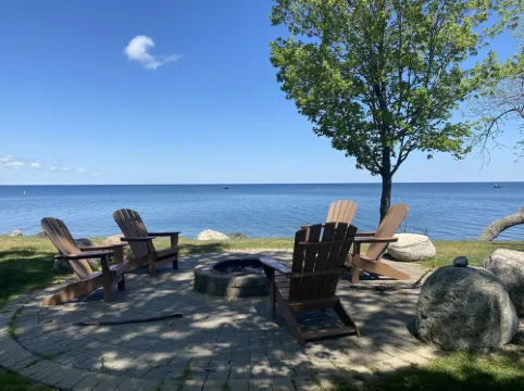 Mille Lacs Beach Villa - Lakefront 2Br Condo