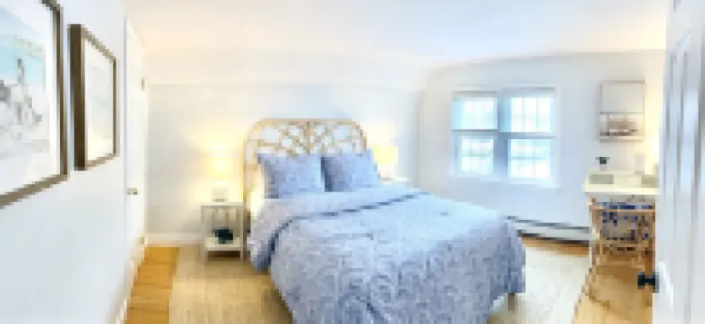 Stunning Beach Cottage just steps from Marblehead Harbor and Town