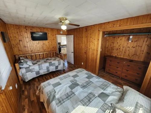 Cozy Isle Cabin