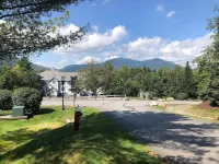 Waterville Valley Condo - Well Appointed With Mountain Views