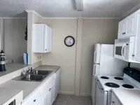 Beachfront One Bedroom Condo w/Seaside Pool. Pet Friendly! 2 or 7 night stay.