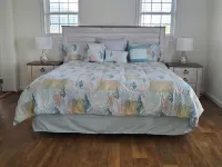 5 STAR AMAZING😙 Private home just for you. Comfy, Cozy, Clean. Steps to beach. ブリゲンティーンのホテル