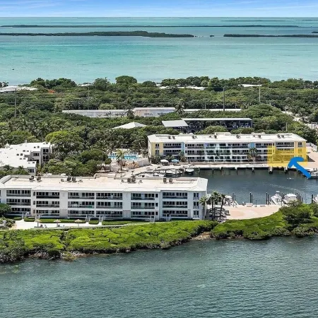 Experience Our Unique Ocean View Resort Style Property Located in Key Largo!