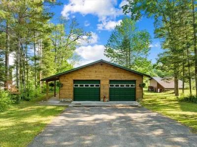 Relax by the Lake! - Shorter May/June Stays Available 해밀턴 대학 주변 호텔