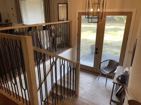 Mountain View...walk to attractions & dining