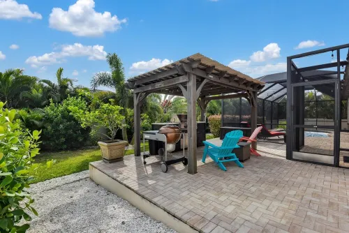 5 Star Upscale Entire Florida Home with a pool