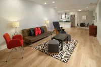 Luxury Condo 2br close to Metro & NIH Walter Rees/Sightseeing/Museums/Zoo/shops
