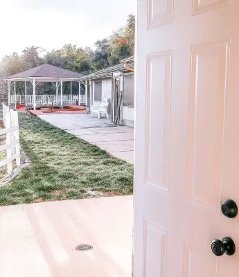 Yosemite's Natures Tranquility Cottage