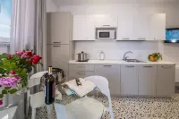 Neva-Elegant Suite with Balcony in Massa Lubrense center 10 minutes from Sorrento