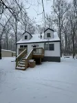 Completely renovated house in amenities-filled Masthope community / Ski Big Bear - Boutique