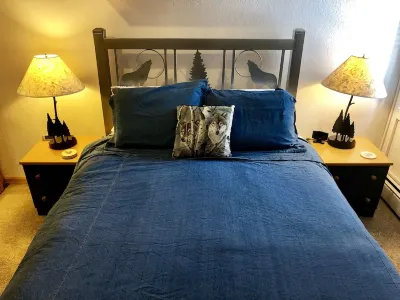 Cozy Ski Condo at Peak Eight Hotels in Peak 8