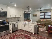 Kolache Capital, Aggie Retreat only 25 minutes to Aggieland in downtown Caldwell