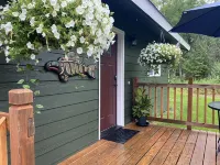 Uniquely Alaskan Vacation Home Hotels in Fishhook