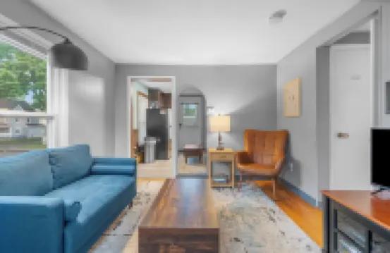 Manchester 1-Bedroom Oasis APT Near Downtown Main Street. Pet-Friendly!